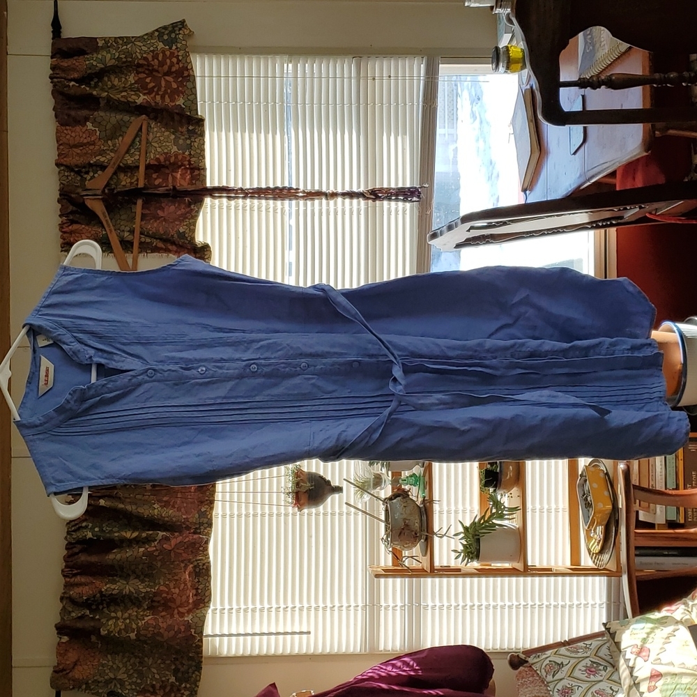 Linen dress